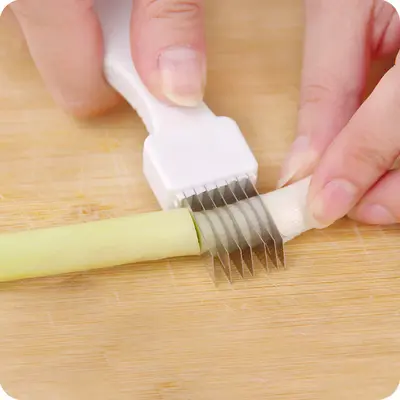 Kitchen chopping onion | Color: 2pc
