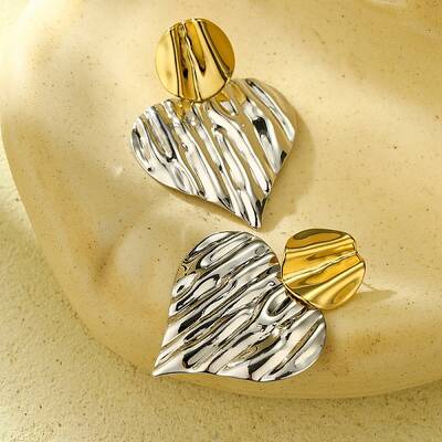 304 Stainless Steel Textured Heart Stud Earrings for Women