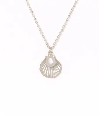 Belle Necklace | Metal Color: Silver