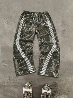 Men's Camo Print Straight Leg Sweatpants, Regular Fit Casual Street Comfy Breathable Camo Print Pants for Daily Wear, Men's B...