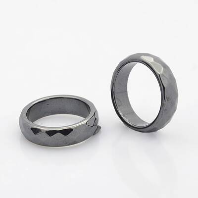 Faceted Magnetic Synthetic Hematite Finger Rings