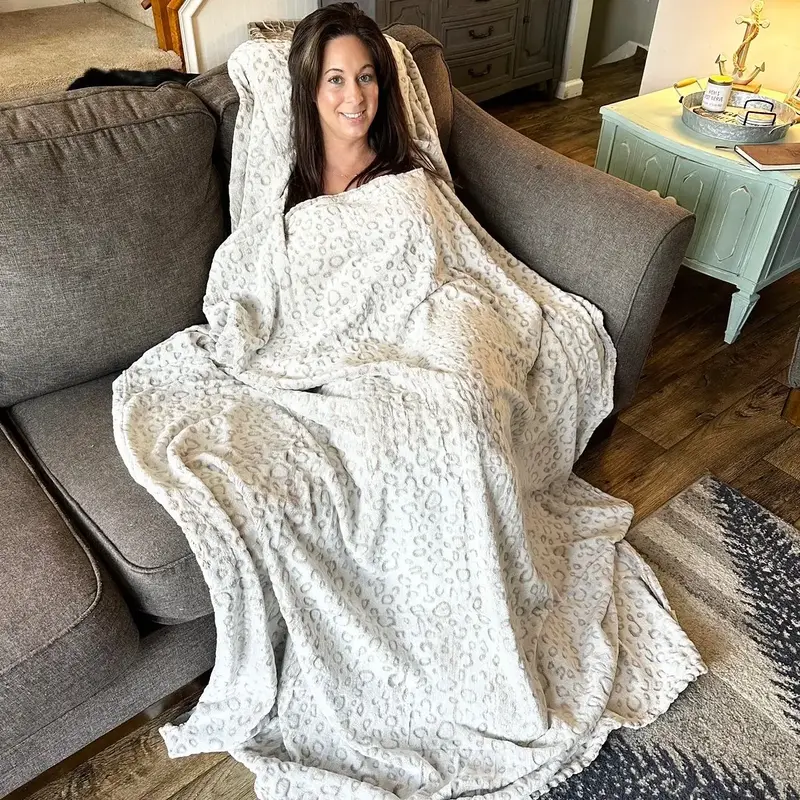 Fleekz Ultra Soft Lightweight Cozy Pillow Blanket for Bed and Travel, Machine Washable, Modern Print Design