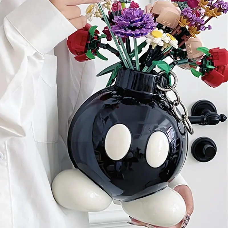 Cartoon Designed Ceramic Bouquet Vase, Creative Modern Desktop Decoration Flower Arrangement Container, Spring Home Decor Sup...