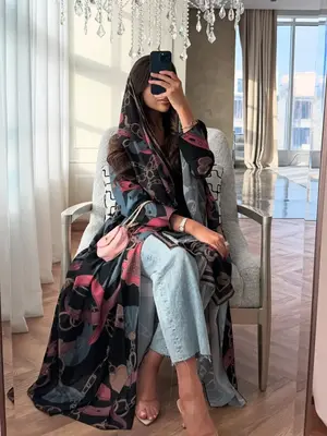Women's Lightweight Floral Print Abaya Set with Hijab, Elegant Casual Islamic Clothing for All Seasons, Perfect for Daily Wea...