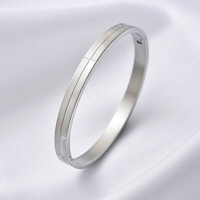 Minimalist Stainless Steel Rhinestone Bangles