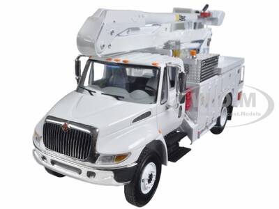 International DuraStar Utility Bucket Truck \