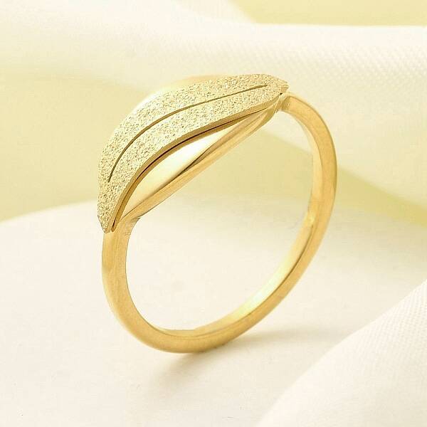 Textured Leaf 304 Stainless Steel Finger Ring for Women