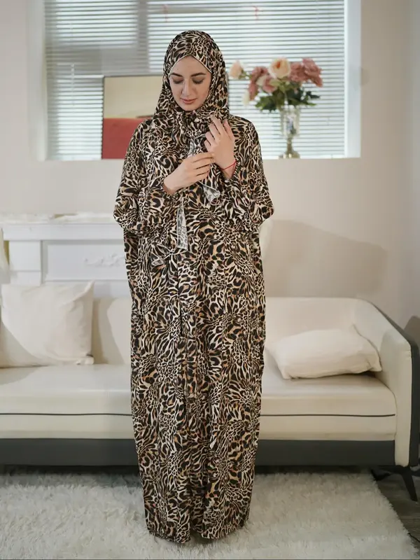 Women's Leopard Print Long Sleeve Abaya with Scarf, Modest Casual Muslim Clothing for Daily Wear, Ladies Islamic Clothing for...