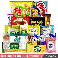 Korean Snack Box - 20 Variety Snacks in Multipack, Includes Sweet and Savory Chips, Biscuits, Cookies, Pies, Candies, Jellies...