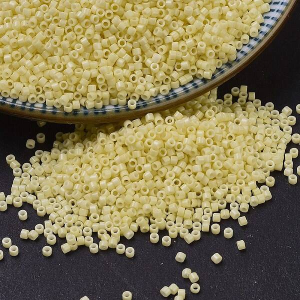 MIYUKI Delica Beads