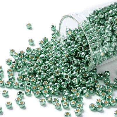 TOHO Round Seed Beads