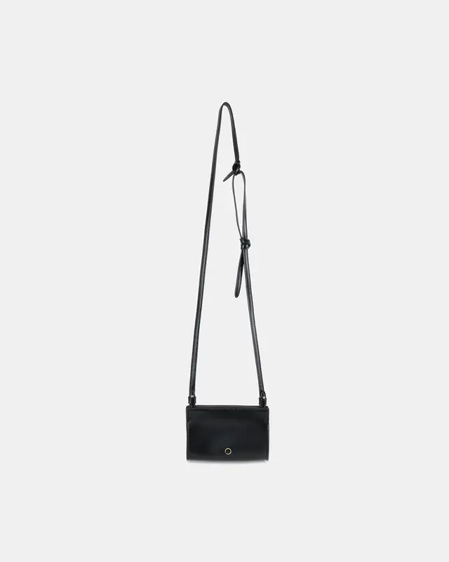 BO Micro – BLACK | Color: Sand