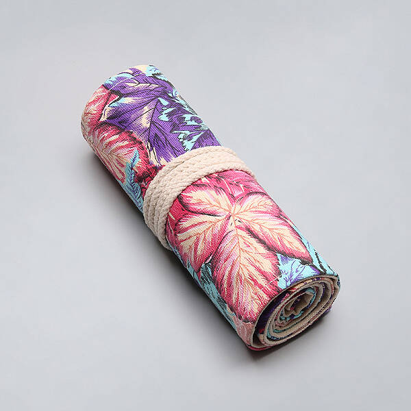 Thanksgiving Day Theme Maple Leaf Pattern Canvas Pen Roll Up