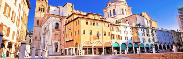 Mantua Walking Tour: A Guide to the City of Lakes and its Jewish Ghetto