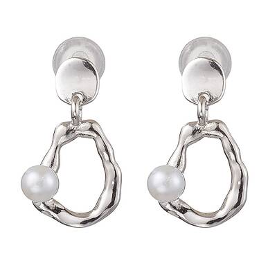 Natural Pearl Ear Studs