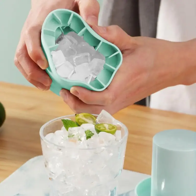 Kitchen Accessories Round Cylinder Shape Silicone Ice Cube Mold, 1 Count Ice Cube Tray, Mini Ice Bucket For Home Kitchen, Kit...