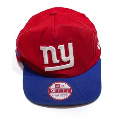 NEW ERA New York Giants NFL S-M Snapback Cap Red USA Adjustable Mens