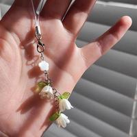 Flower Design Cellphone Lanyard, Cute Flower Charm, Durable Mobile Phone Hanging Ornament, Personalized Smartphone Deco...