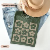 Comfort Colors Checkered Flowers Shirt Retro Flowers T-Shirt Boho Floral TShirt Gift For Mom Spring T Shirt Trendy Floral Tee