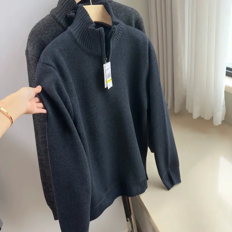 Serenna – Women's Sweater with Bow and Round Neckline
