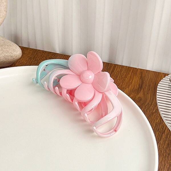 Plastic Claw Hair Clips