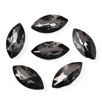 Pointed Back Glass Rhinestone Cabochons