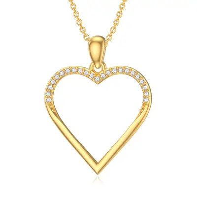 14K Gold Circular Shaped Cubic Zirconia Heart Pendant Necklace