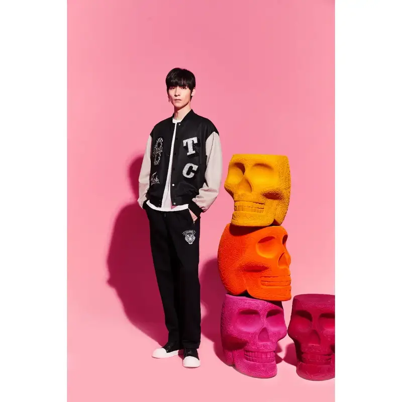 TCH—Light Luxury,Unisex Outfit,New Arrival Rhinestone Sweatshirts Tops Menswear Black Jacket