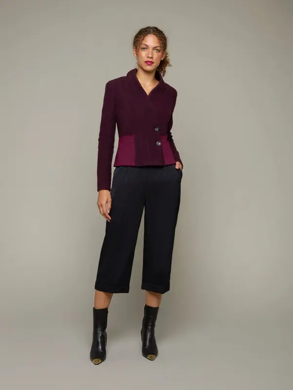 TUNDRA | Reversible Jacket | Color: Fig | Size: XS