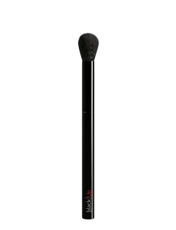 Black Up Illuminating Brush