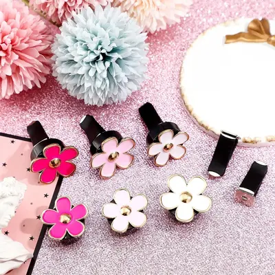 Mini Daisy Flower/Christmas Design Air Vent Clip, Car Decorative Air Conditioning Clip, Car Interior Decoration Accessories ...