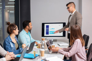 Creating a Pitch Deck for Investors