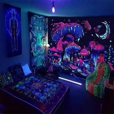 Fluorescent Mushroom Pattern Design Tapestry, 1 Count Sweet Furniture, Creative Wall Hanging Background Decoration for Home...