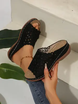 Women's Fashionable Hollow Out Design Slippers, Casual Comfortable Slippers for Summer, Lightweight Breathable Shoes for Dail...