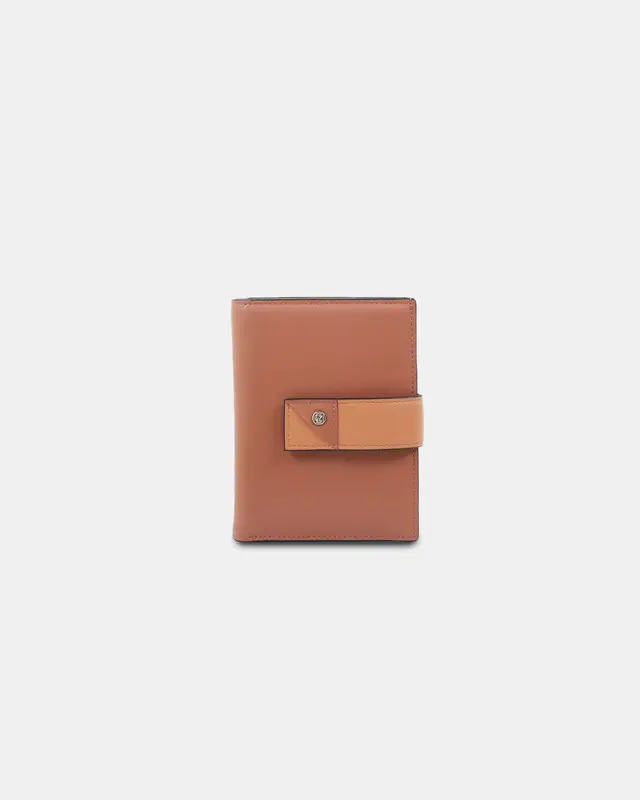 Two-Tone Flap Wallet | Color: Caramel x Tan