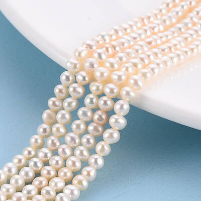 Natural Cultured Freshwater Pearl Beads Strands