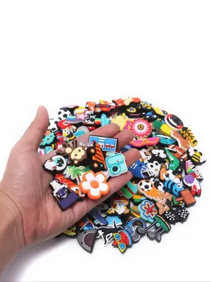 Random Cartoon Shoe Charm, Cute and Decorative Shoe Decoration, Fashionable Shoes Accessories for Women & Girls