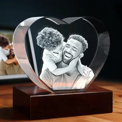 3D Memory Crystal™ - Tabletop - Heart - For Dad-4K HD / Medium