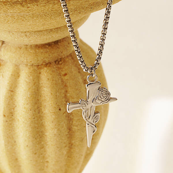 Non-Tarnish Stainless Steel Rose Sword Pendant Necklaces for Women's Daily Wear