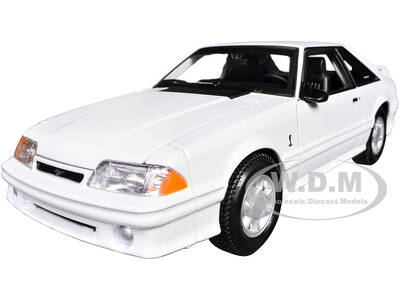 1993 Ford Mustang SVT Cobra White Special Edition Series 1/24 Diecast Model Car by Maisto
