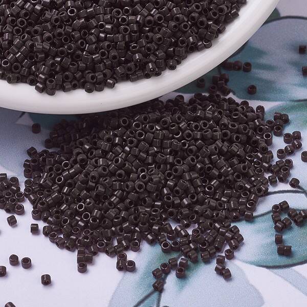MIYUKI Delica Beads