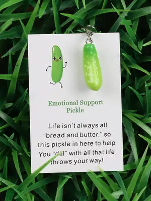 Cute Cucumber Design Keychain Pocket Card, Novelty Emotional Support Pocket Card Keychain, Pendant, Fashion DIY Jewelry Acces...