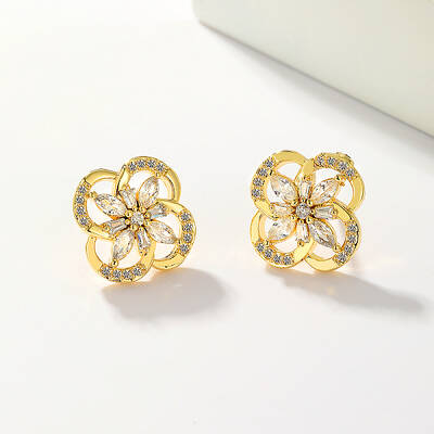Fashion Casual Brass Pave Clear Cubic Zirconia Flower Stud Earrings