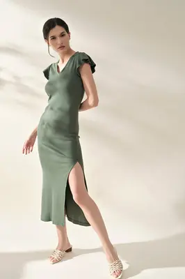 Ruffle Sleeve Ribbed Midi Dress - Sage | Size: M