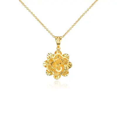 18K Gold Daisy Pendant Necklace