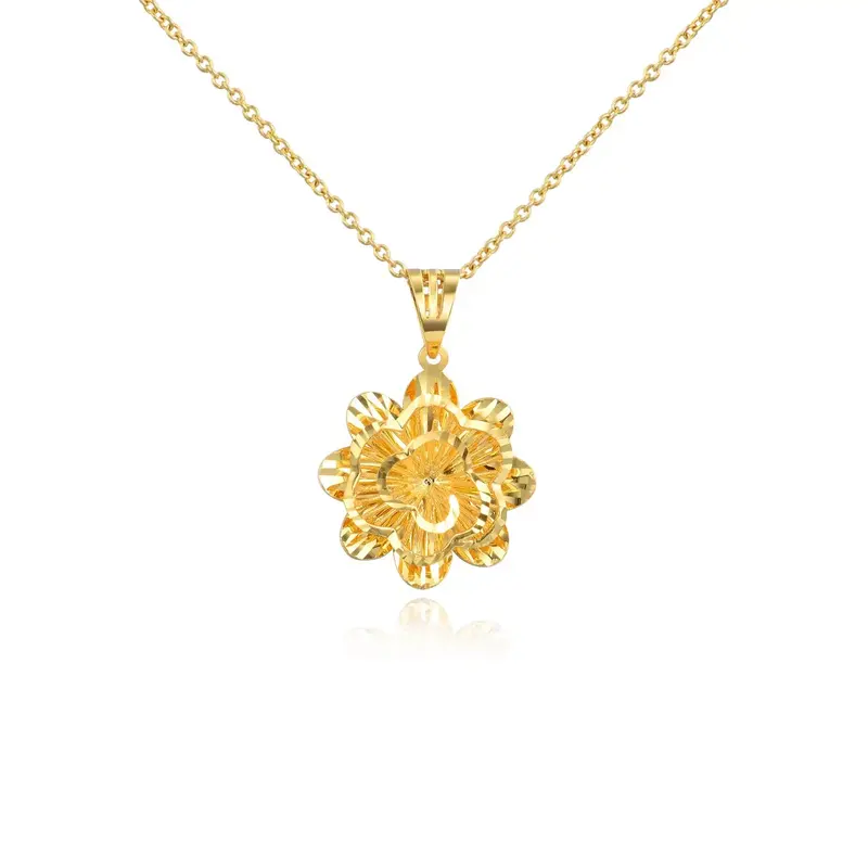 18K Gold Daisy Pendant Necklace