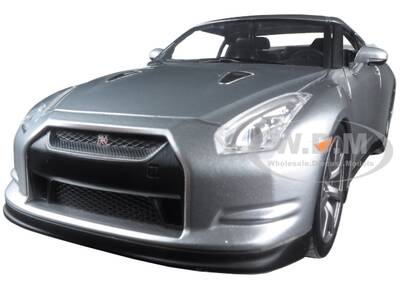 Brians Nissan GT-R (R35) Silver \