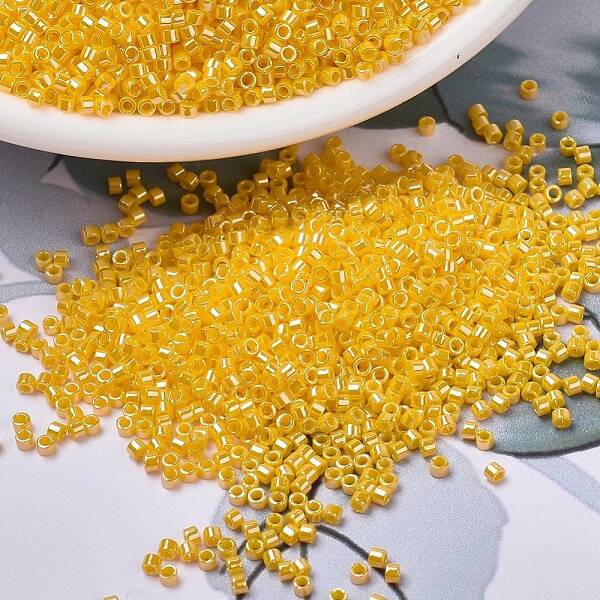 MIYUKI Delica Beads