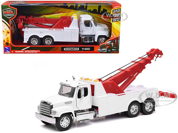 Freightliner 114SD Tow Truck White and Red \