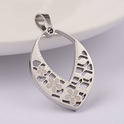 Non-Tarnish 304 Stainless Steel Filigree Pendants